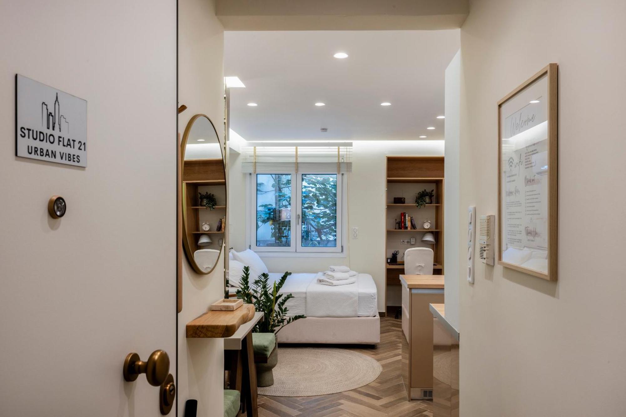 Studio Flat 21 At Evangelismos Metro Stn 雅典 外观 照片