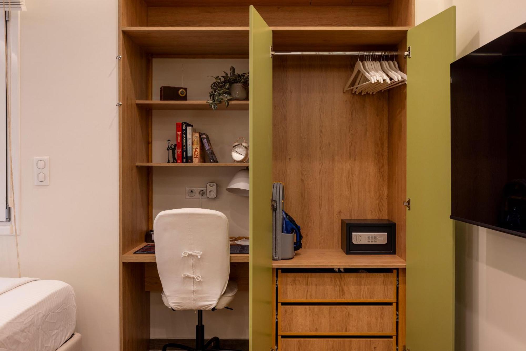 Studio Flat 21 At Evangelismos Metro Stn 雅典 外观 照片